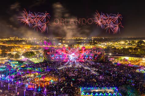 edc music meaning: How does EDM reflect the culture and identity of EDC?